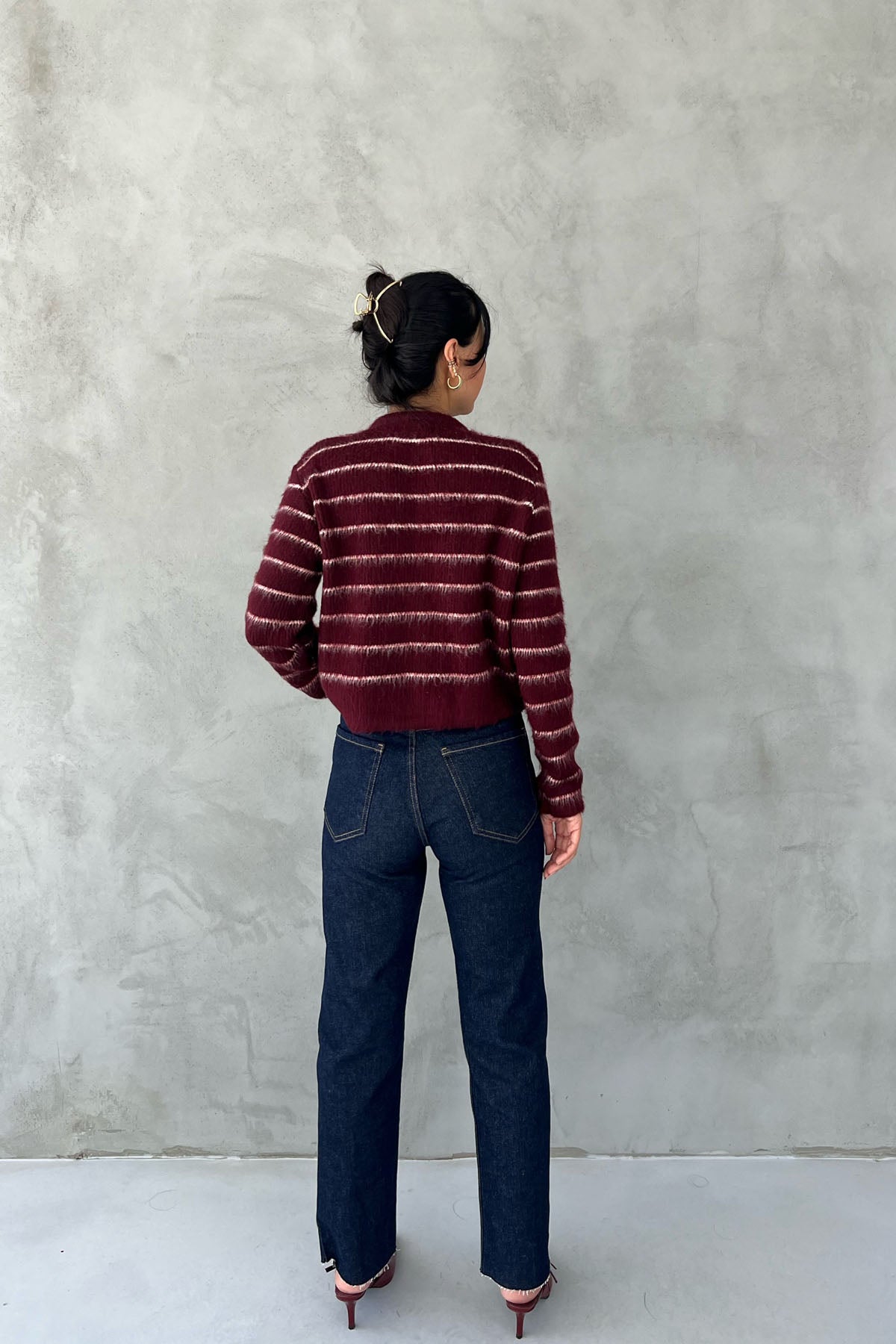 Lacivert Boy Fit Dikiş Detaylı Kesik Paça Jean SY-2476-Lacivert