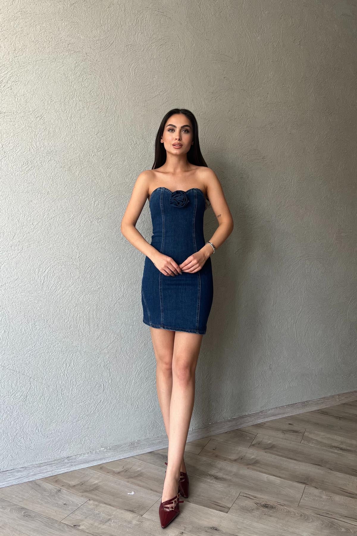 Koyu Mavi Straplez Gül Broş Detaylı Denim Elbise SY-1900- Koyu Mavi