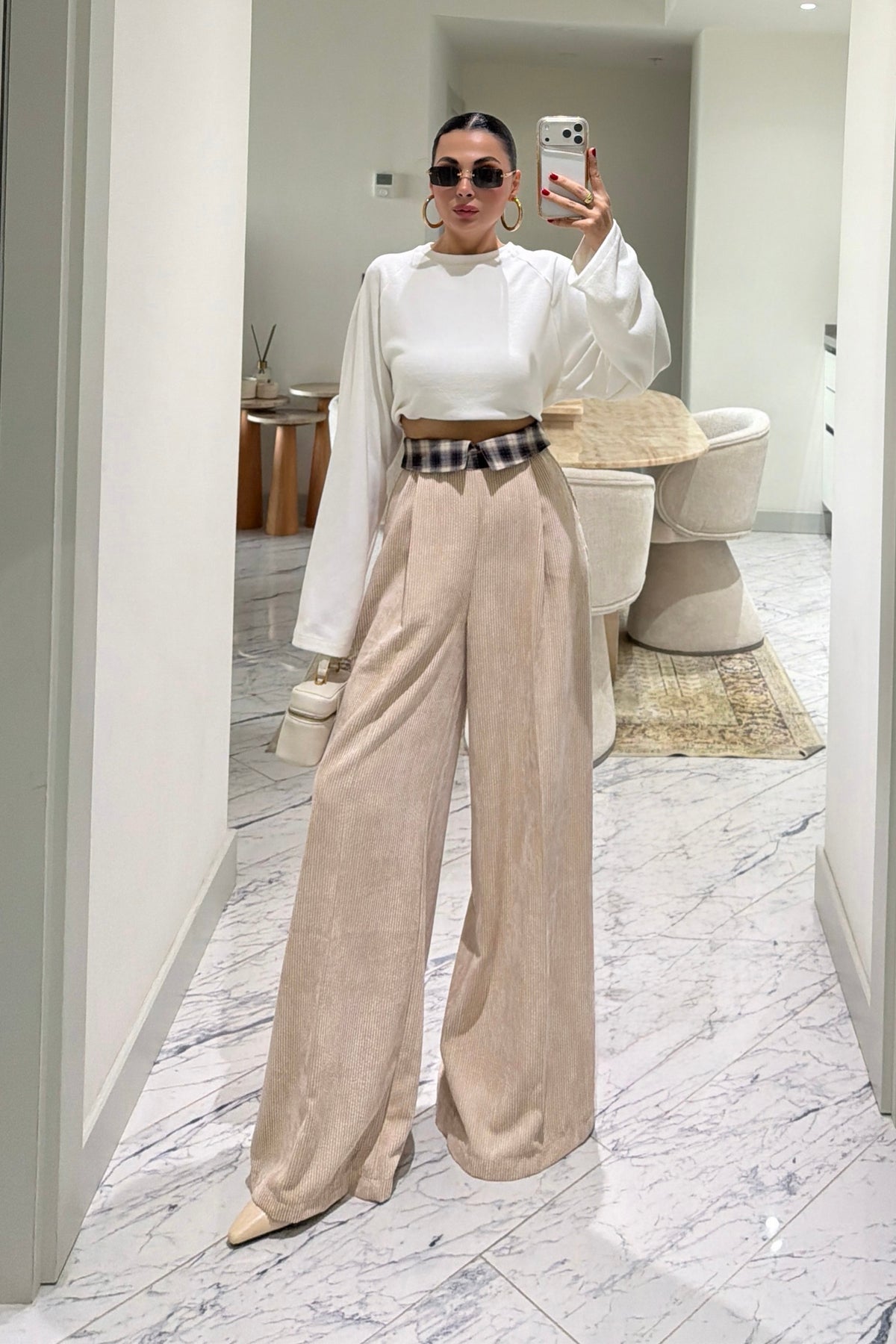 Bej Bel Detaylı Kadife Bol Paça Pantolon SY-3918-Beji