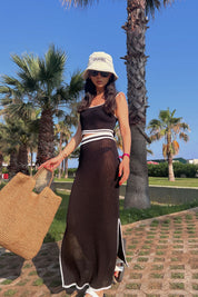 Siyah Delikli Örme Crop ve Yırtmaçlı Etek Takım SY-0695-Siyah