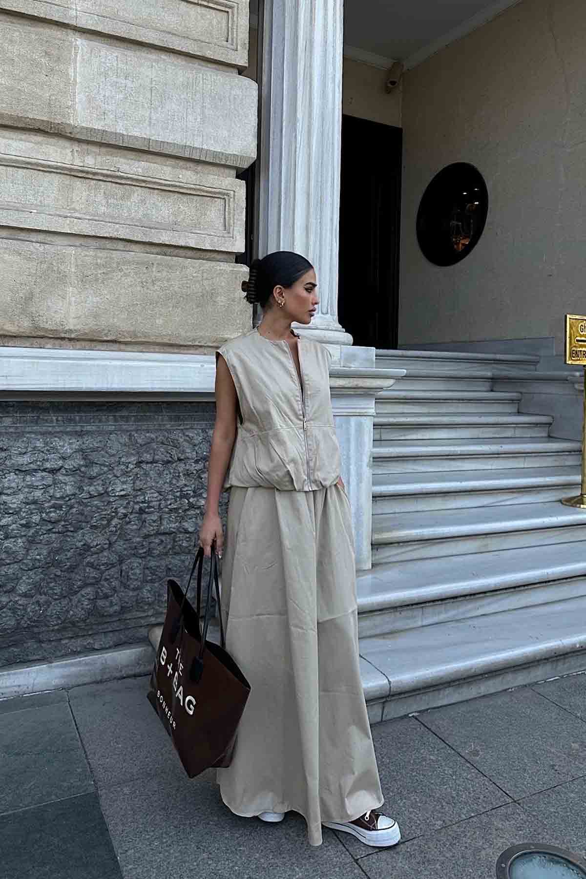 Bej Fermuarlı Sıfır Kol Yelek Etek Rome Takım 1907