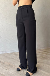 Siyah Pileli Tek Arka Cep Detaylı Pantolon SY-2343-Siyah