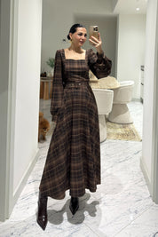 Kare Yaka Kemerli Ekoseli Elbise Kahve-Siyah SY-3588-Kahverengi