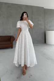 Beyaz Balon Kol Arkası Bağlamalı Brode Elbise SY-2346-Beyaz