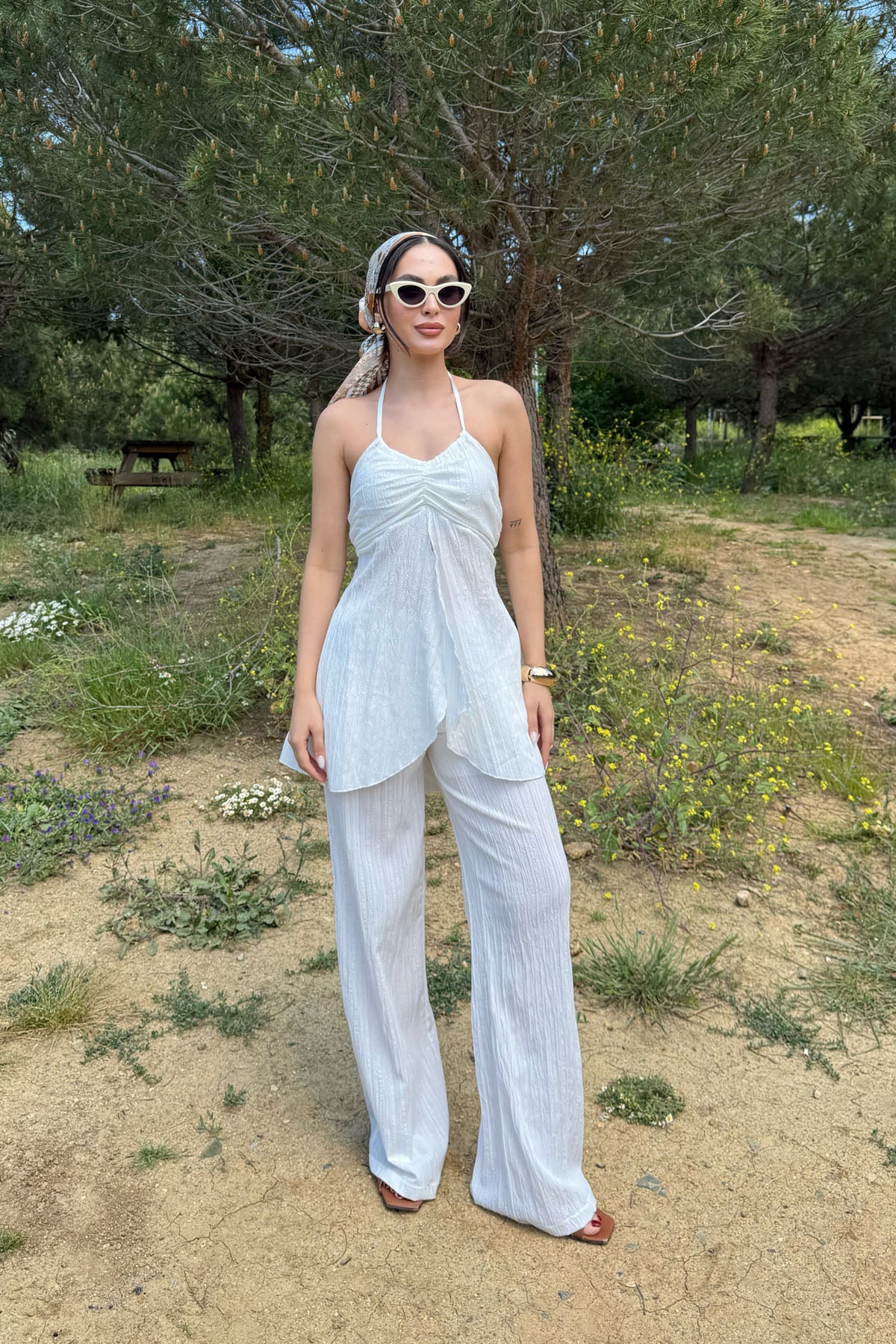 Beyaz Volan Detaylı Bluz ve Pantolon Takım SY-3190-Beyaz