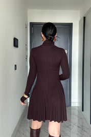 Uzun Kollu Eteği Volanlı Kahverengi Mini Elbise SY-3543-Kahverengi