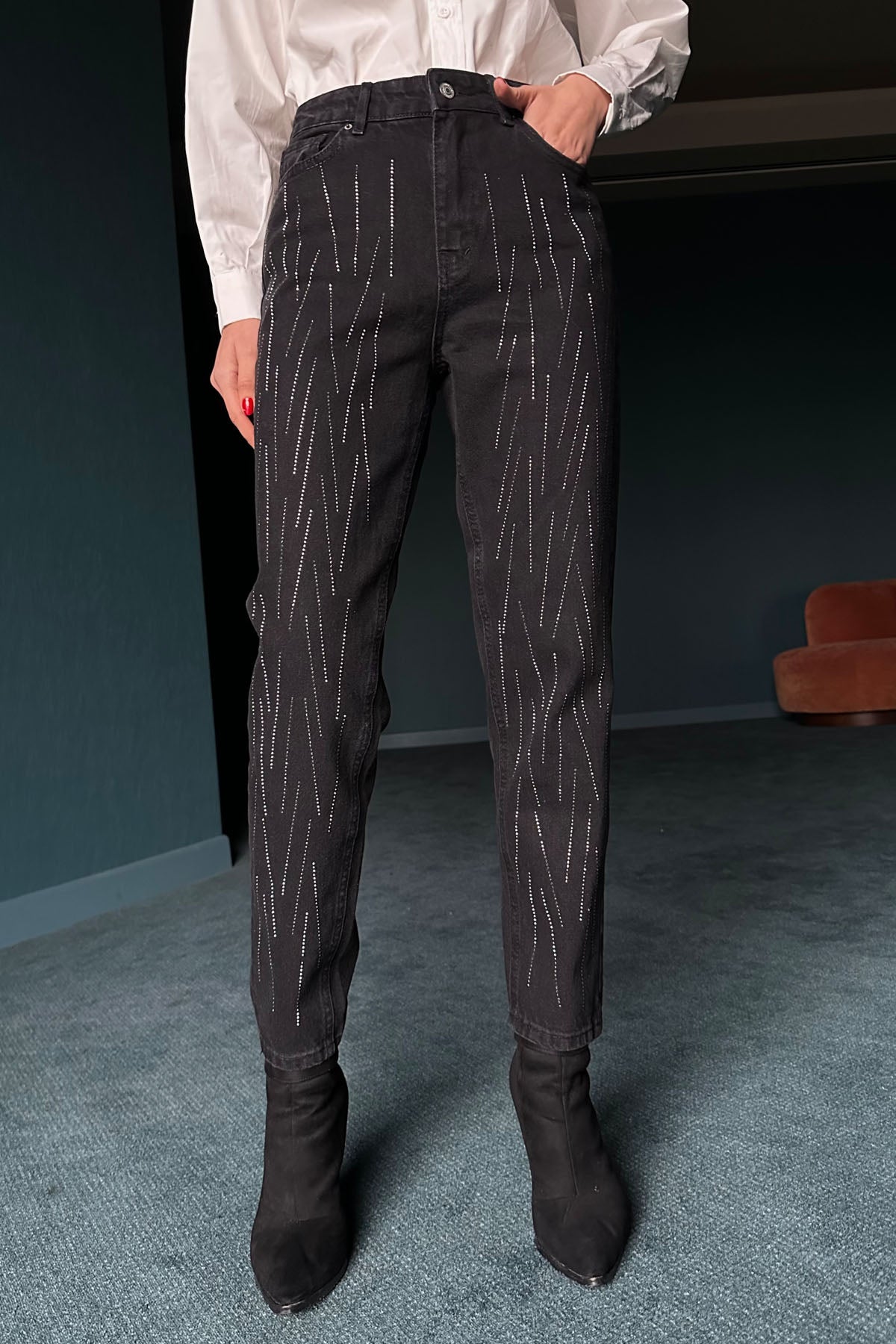 Koyu Füme Taşlı Yüksek Bel Mom Fit Jean SY-0004-Koyu Füme