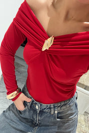 Kırmızı Carmen Yaka Broş Detaylı Bluz SY-3506-Kırmızı