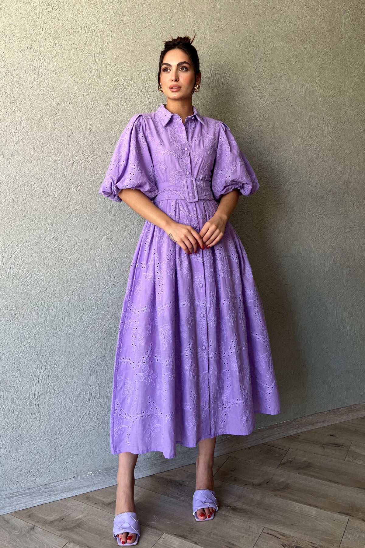 Lila Balon Kol Pile Detaylı Kemerli Brode Elbise SY-2084-Lila