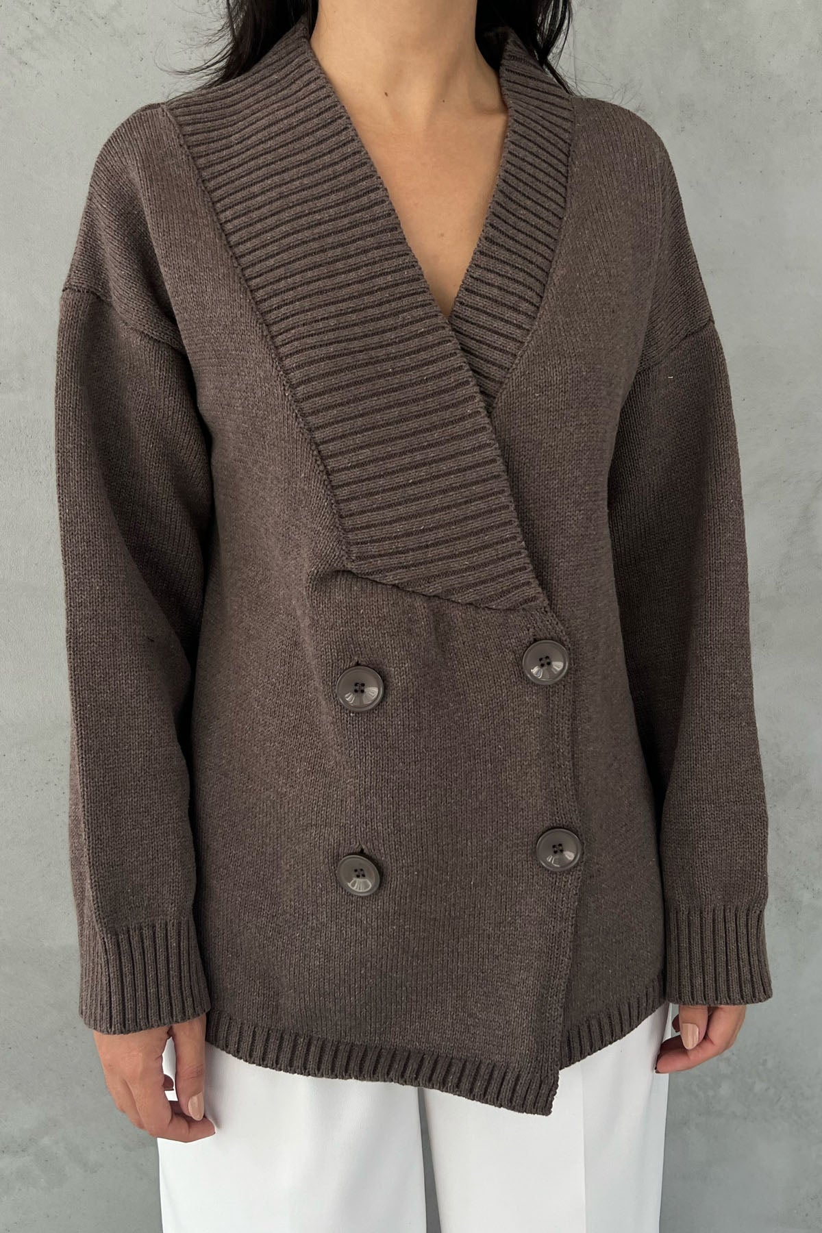 Kahve Düğmeli Kruvaze Yaka Hırka SY-2423-Kahve