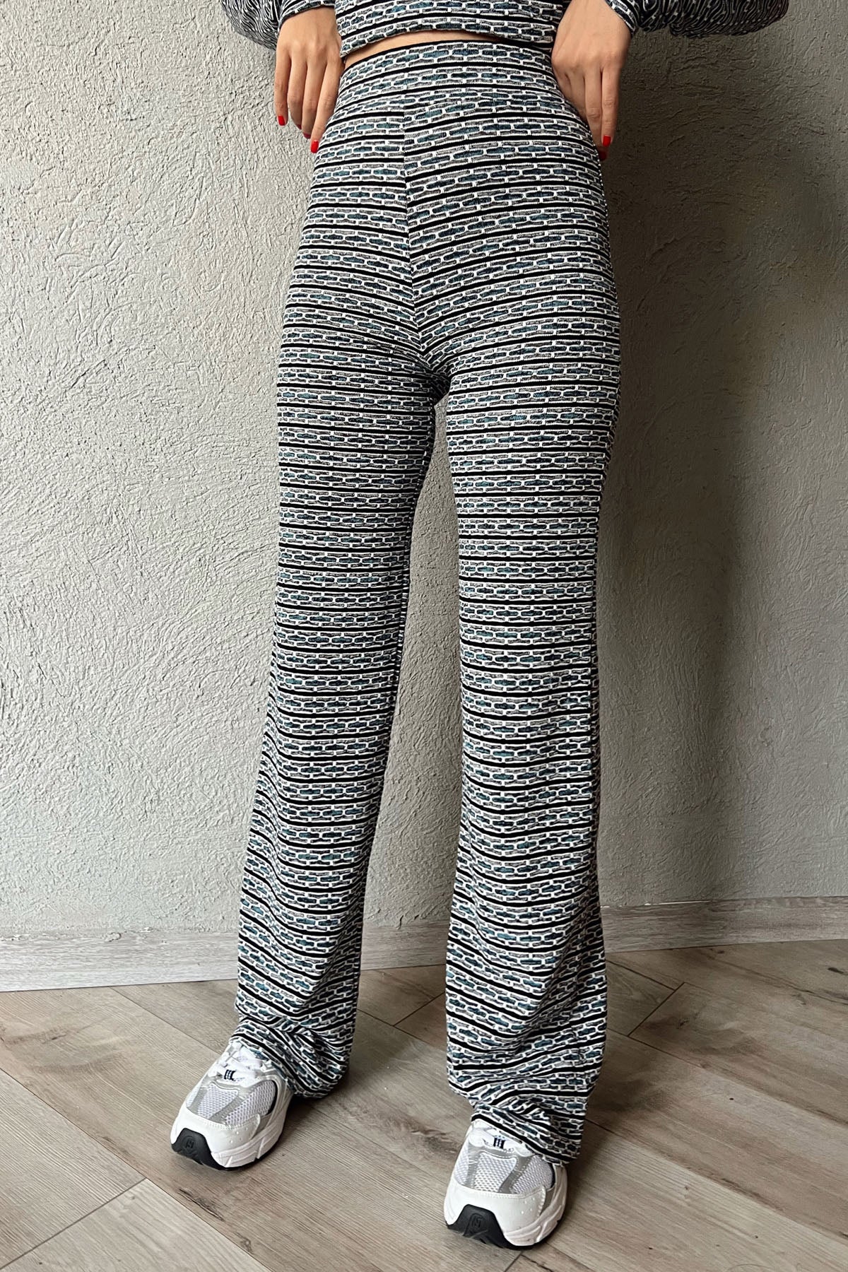 Lacivert -Beyaz Desenli Uzun Kollu Triko ve Pantolon Takım SY-1177-Lacivert