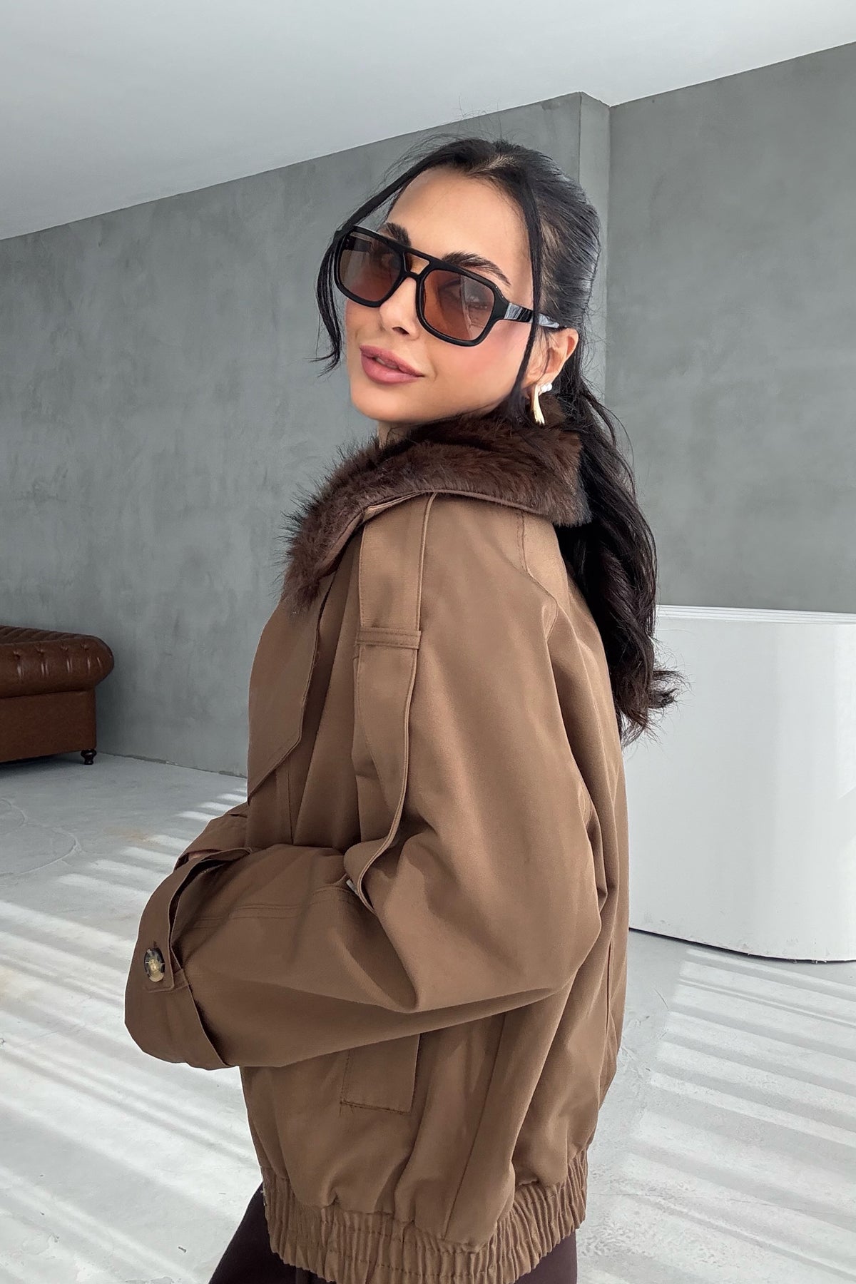 Kahve Yakası Kürk Detaylı Trençkot SY-3449-Kahve