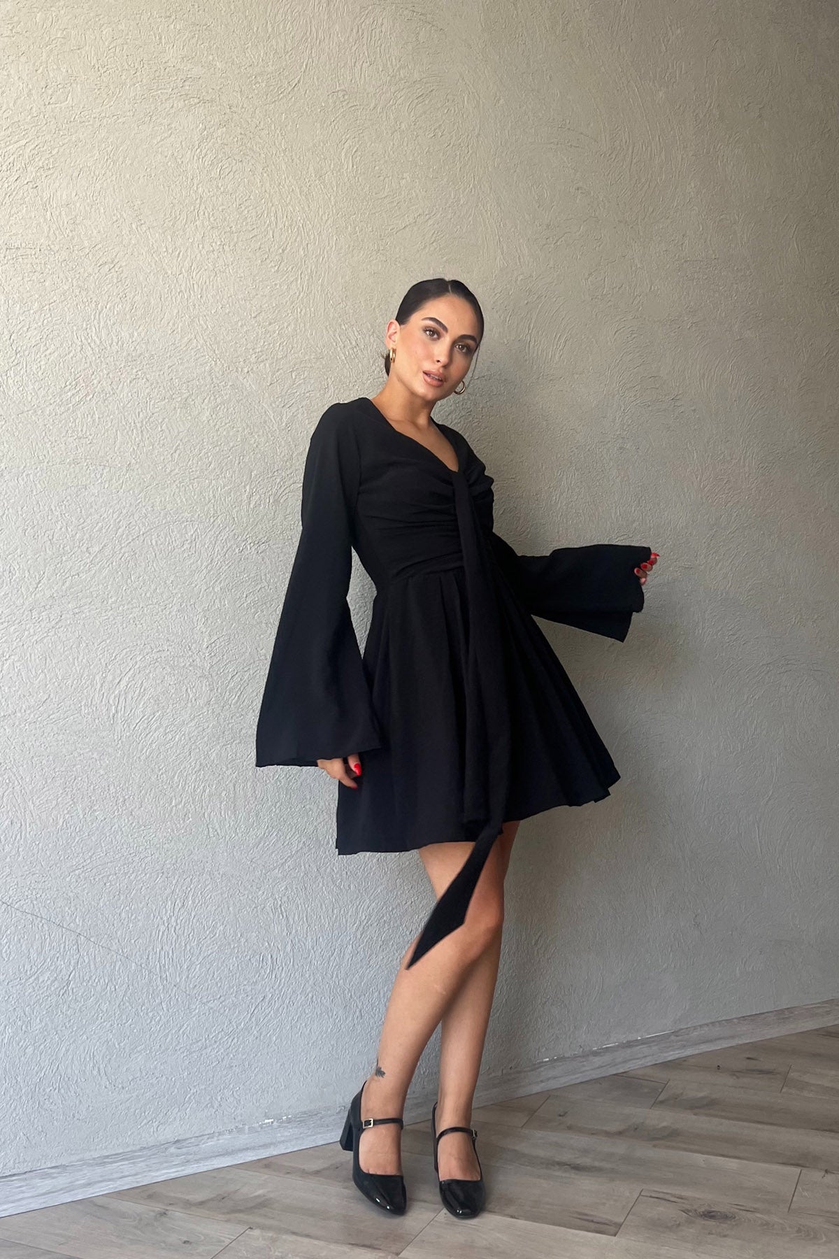 Siyah Mallorca Flare KolluYakası Detaylı Elbise SY-2374-Siyah