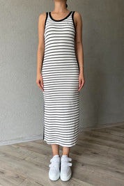 Beyaz Siyah Çizgili L Muadili Kadın Straight Fit Siyah Elbise SY-2258-Beyaz Siyah Çizgili