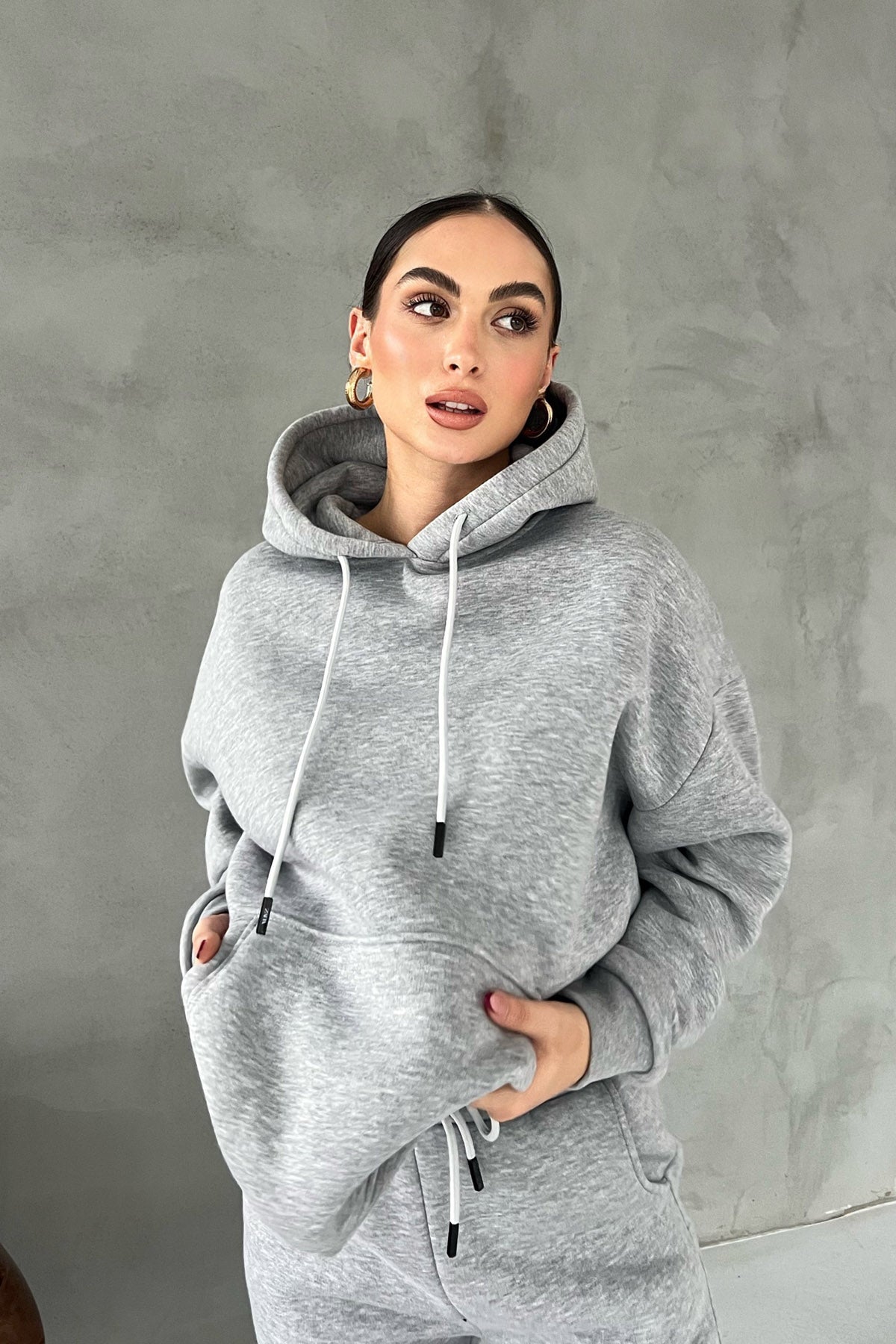 Gri Kapüşonlu Ön Cep Detaylı Eşofman Takımı SY-2393-Gri