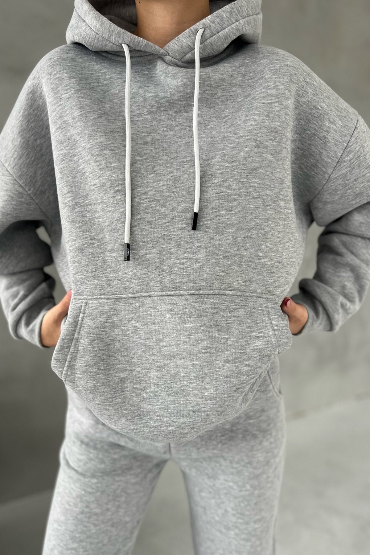 Gri Kapüşonlu Ön Cep Detaylı Eşofman Takımı SY-2393-Gri