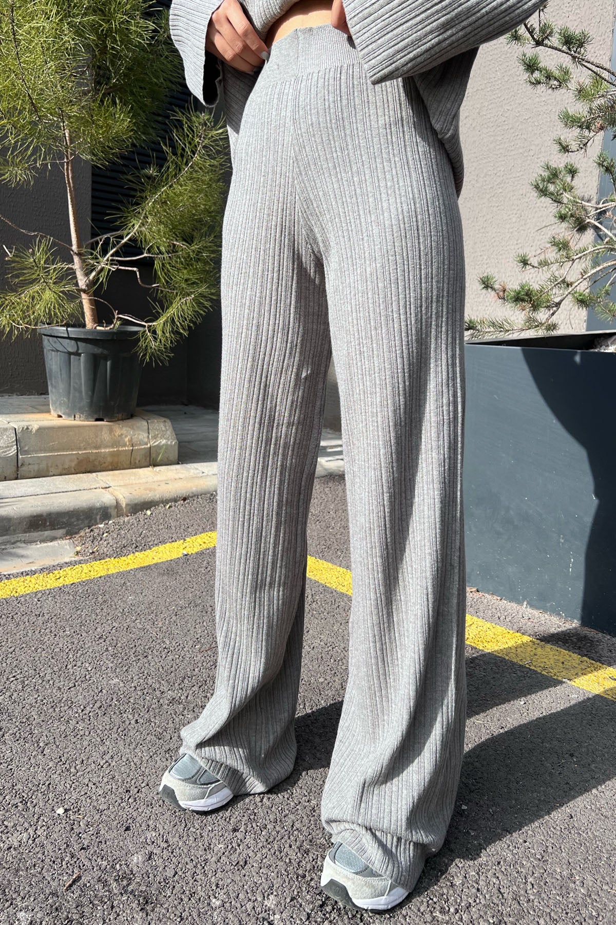Gri Triko Düğme Detay Bluz ve Pantolon Takım SY-0983-Gri
