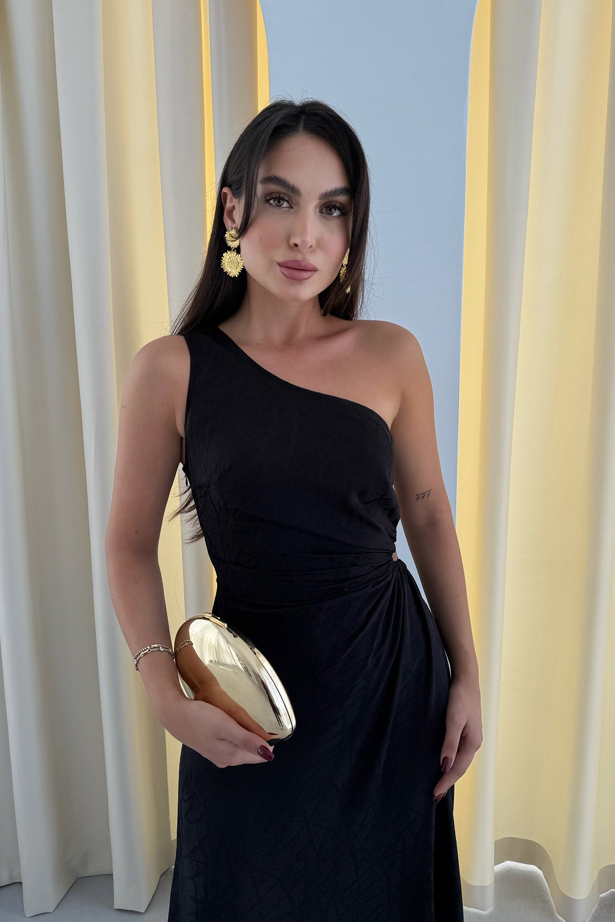 Siyah  Desenli Tek Kol Pencere Detaylı Elbise SY-3334-Siyah