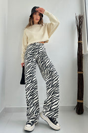 Siyah Zebra Desen Yüksek Bel Boru Paça Jean SY-0089-Siyah