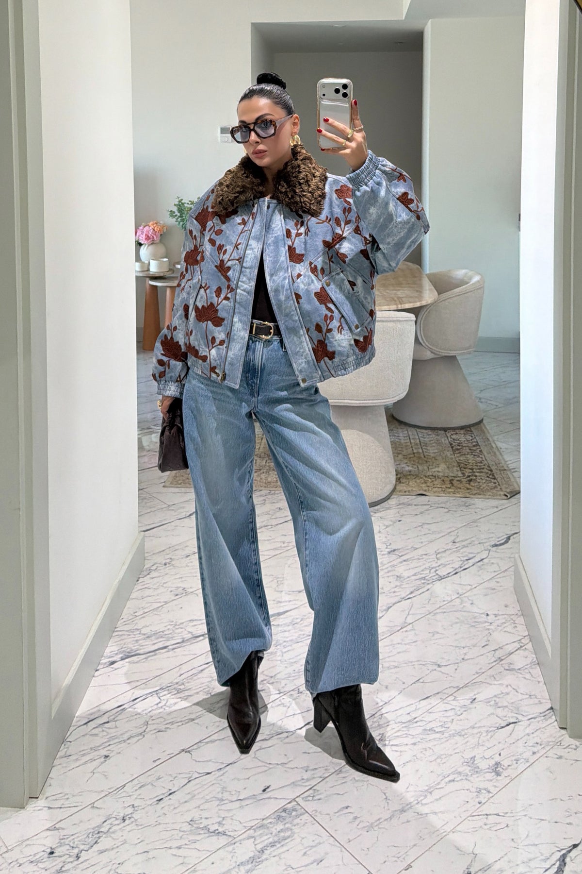 Çiçek İşlemeli Kürk Yakalı Denim Bomber Ceket Mavi SY-3851-Mavi