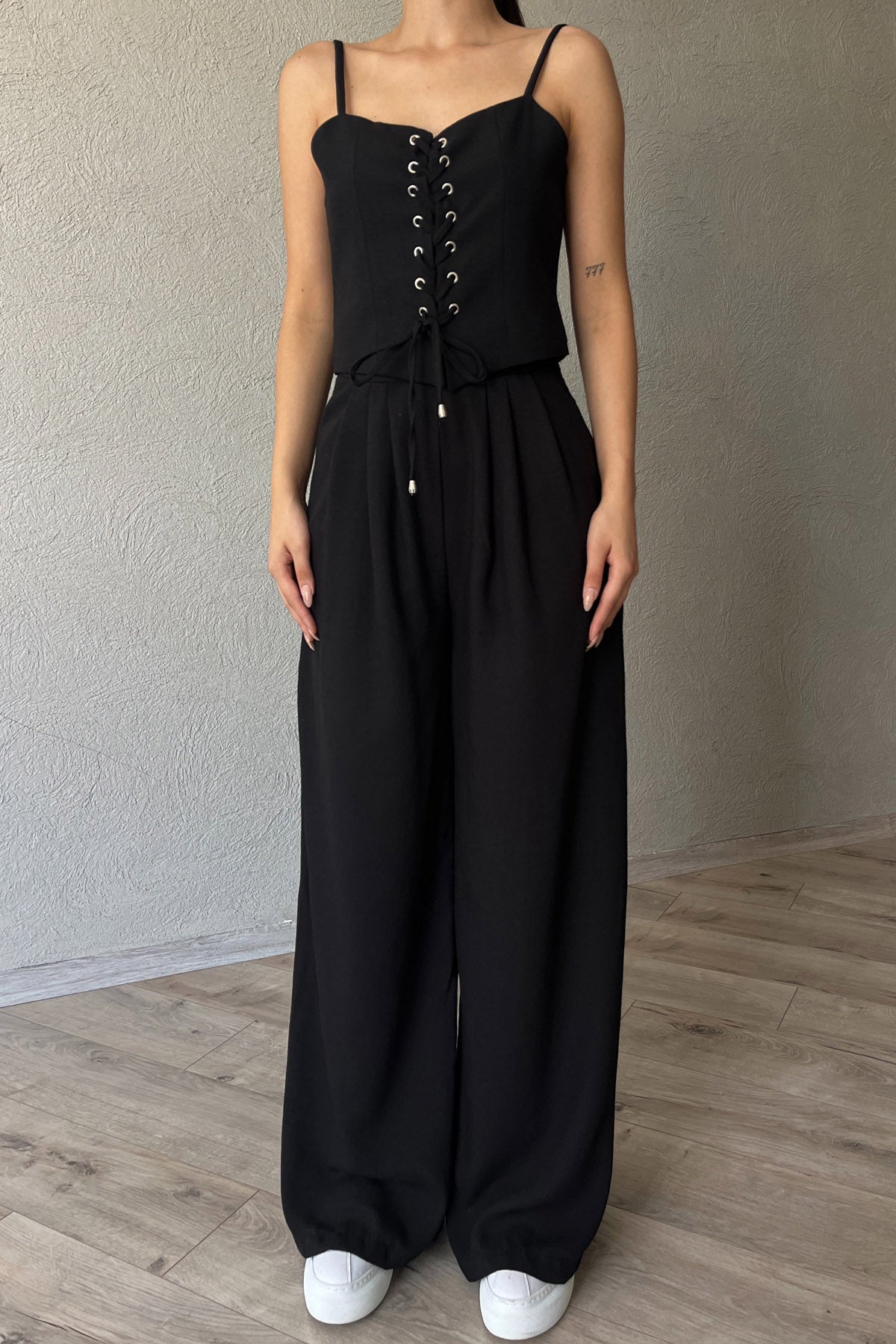 Siyah İnce Askılı İp Bağlama Detaylı Crop Pantolon Takım SY-2361-Siyah