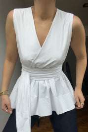 Beyaz Sıfır Kol Poplin Bağlama Detaylı Marka Bluz SY-2981-Beyaz