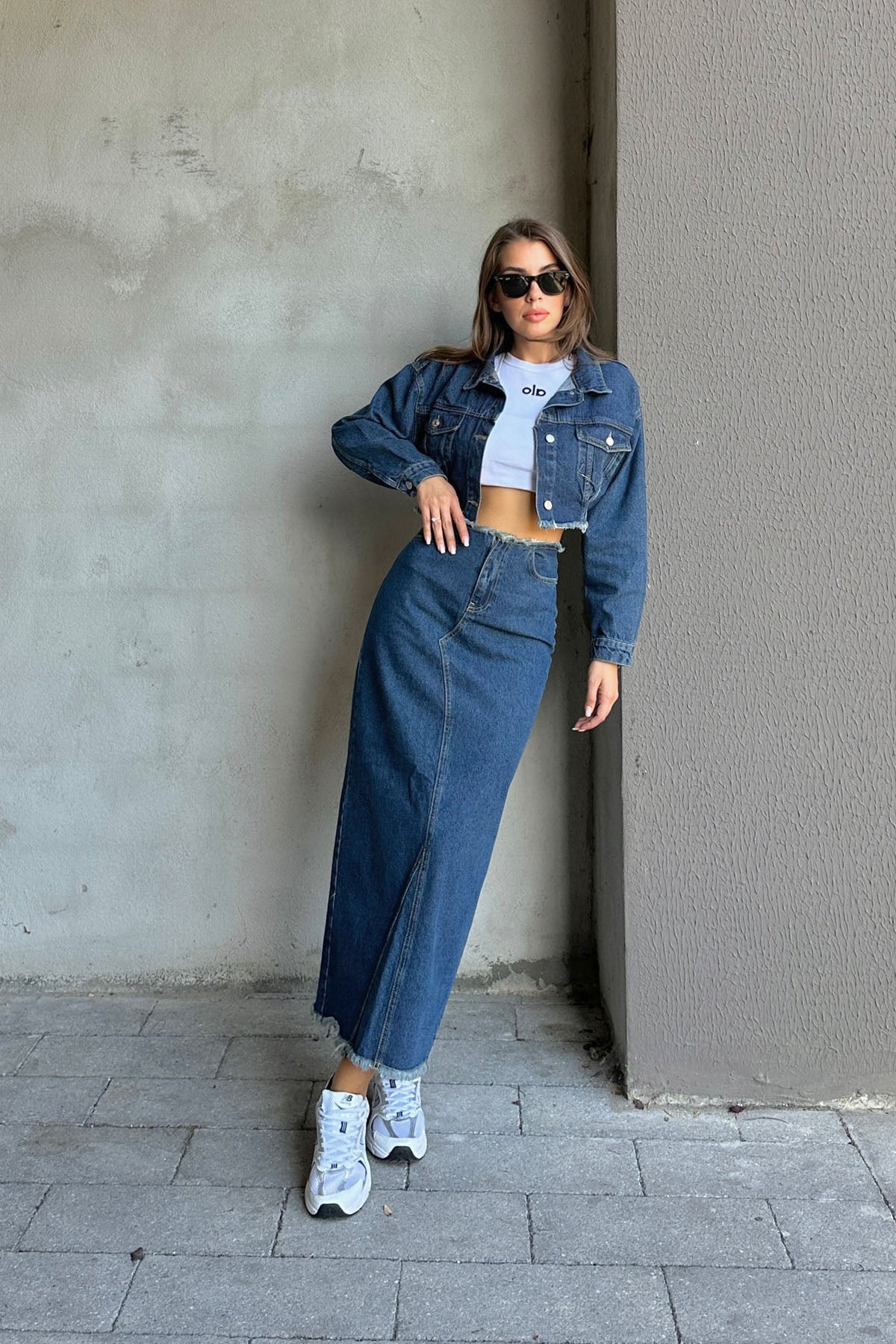Koyu Mavi Önden Parça Detaylı Arkadan Yırtmaçlı Denim Etek ve Ceket Takım SY-1052-Koyu Mavi