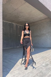 Siyah Derin Yırtmaçlı Fırfır Detay Etek SY-0702-Siyah