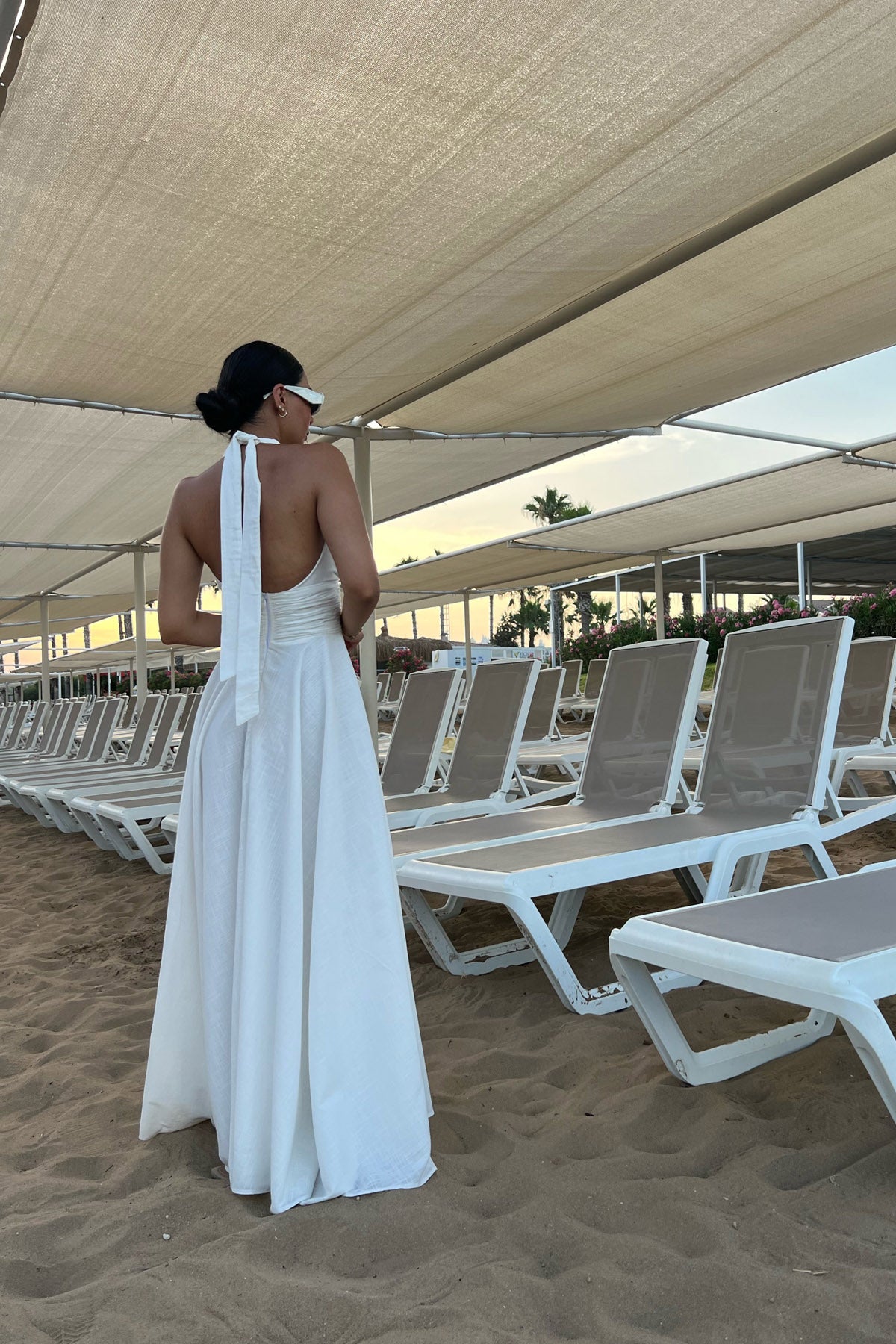 Beyaz Puglia Tasarım Sırt Detaylı Keten Elbise SY-2263-Beyaz