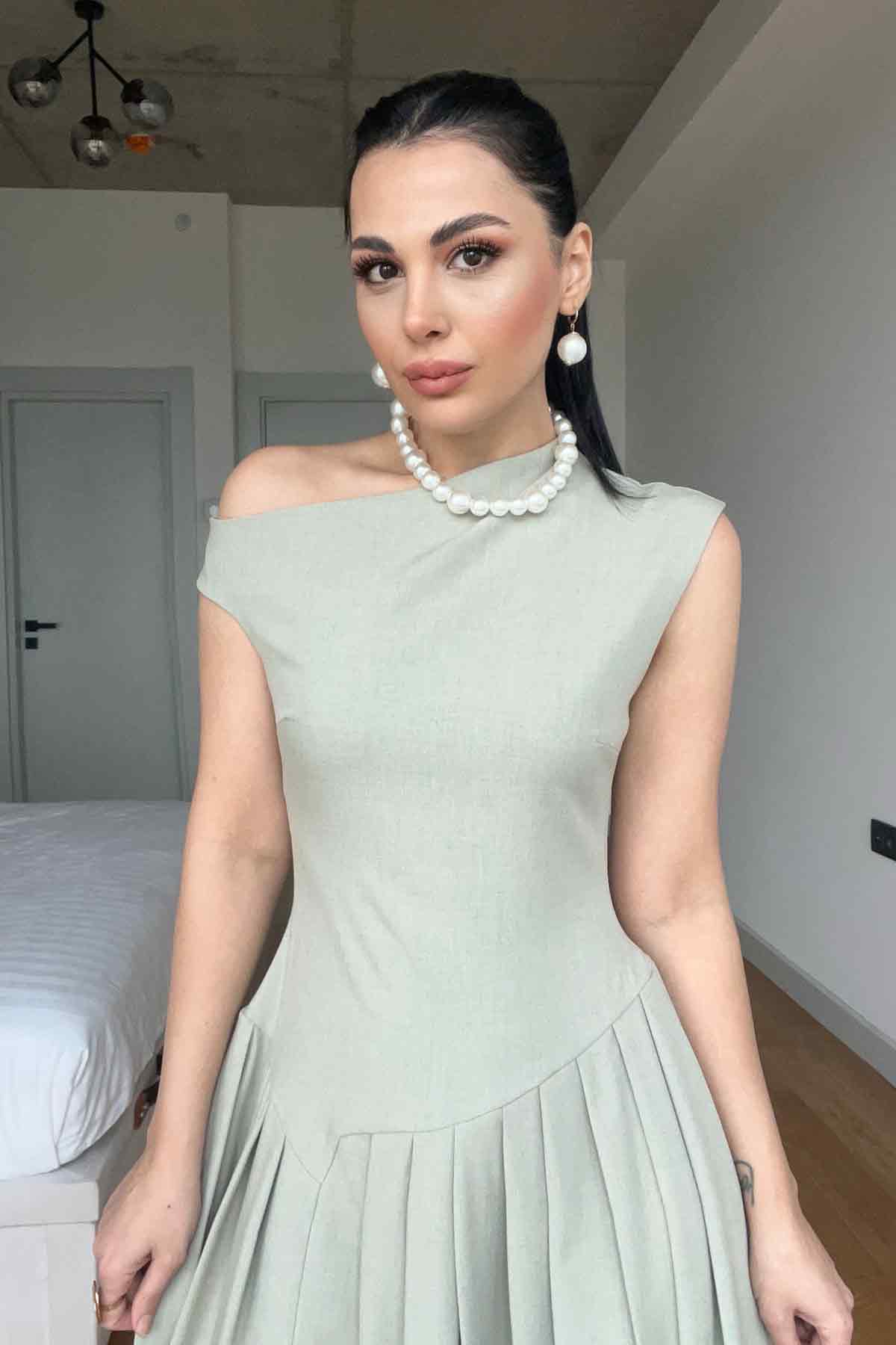 Mint Yeşili Kayık Yaka Bel Detaylı Pileli Elbise SY-2962-Mint Yeşili