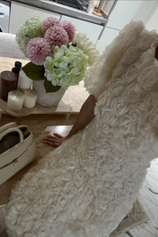 Gül Detaylı Krem Rosella Özel Tasarım Elbise SY-3519-Krem