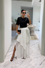 Beyaz Pinterest Asimetrik Dantel Maxi Etek SY-3825-Beyaz