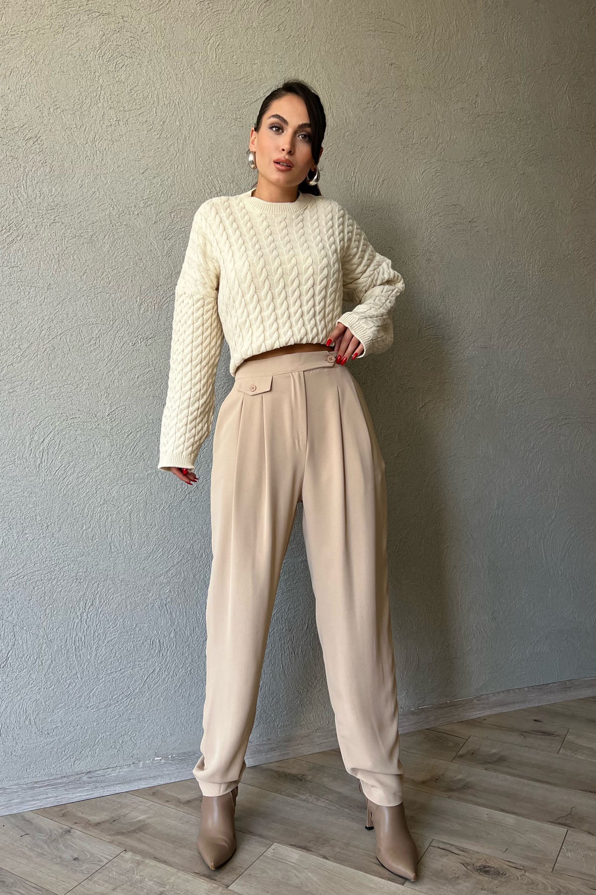 Bej Çift Pileli ve Düğmeli Şalvar Pantolon SY-1317-Bej