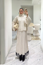 Ekru Puantiyeli Dantel Detaylı Maxi Saten Etek SY-3600-Ekru