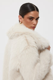 Krem Kısa Suni Kürk Ceket SY-2429-Krem