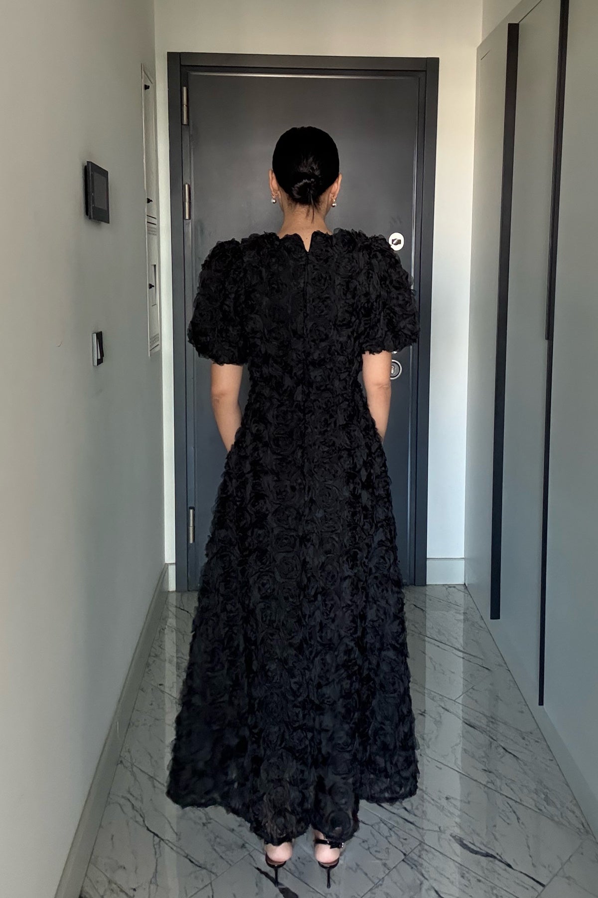 Gül Detaylı Siyah Rosella Özel Tasarım Elbise SY-3519-Siyah