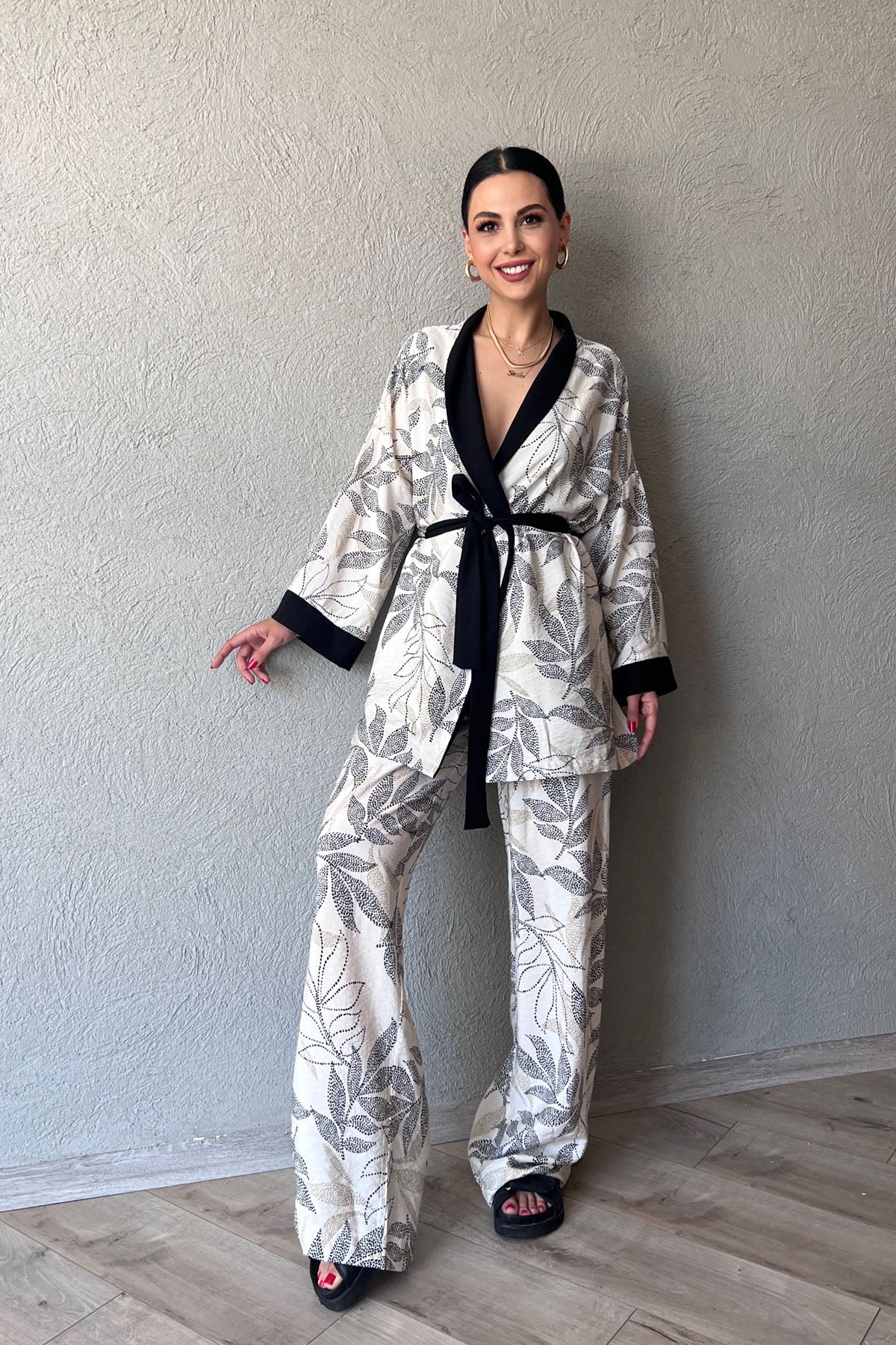 Ekru Garnili Kimono ve Beli Lastikli Pantolon Takım SY-0684-Ekru