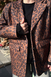 Kahverengi Leopar Desenli Çift Düğmeli Ceket SY-2533-Kahverengi
