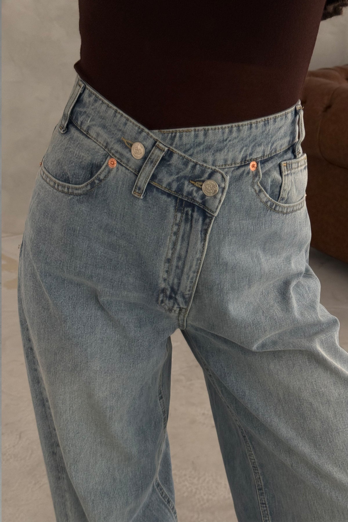 Açık Mavi Asimetrik Düğmeli Kot Baggy Pantolon SY-3463-Açık Mavi