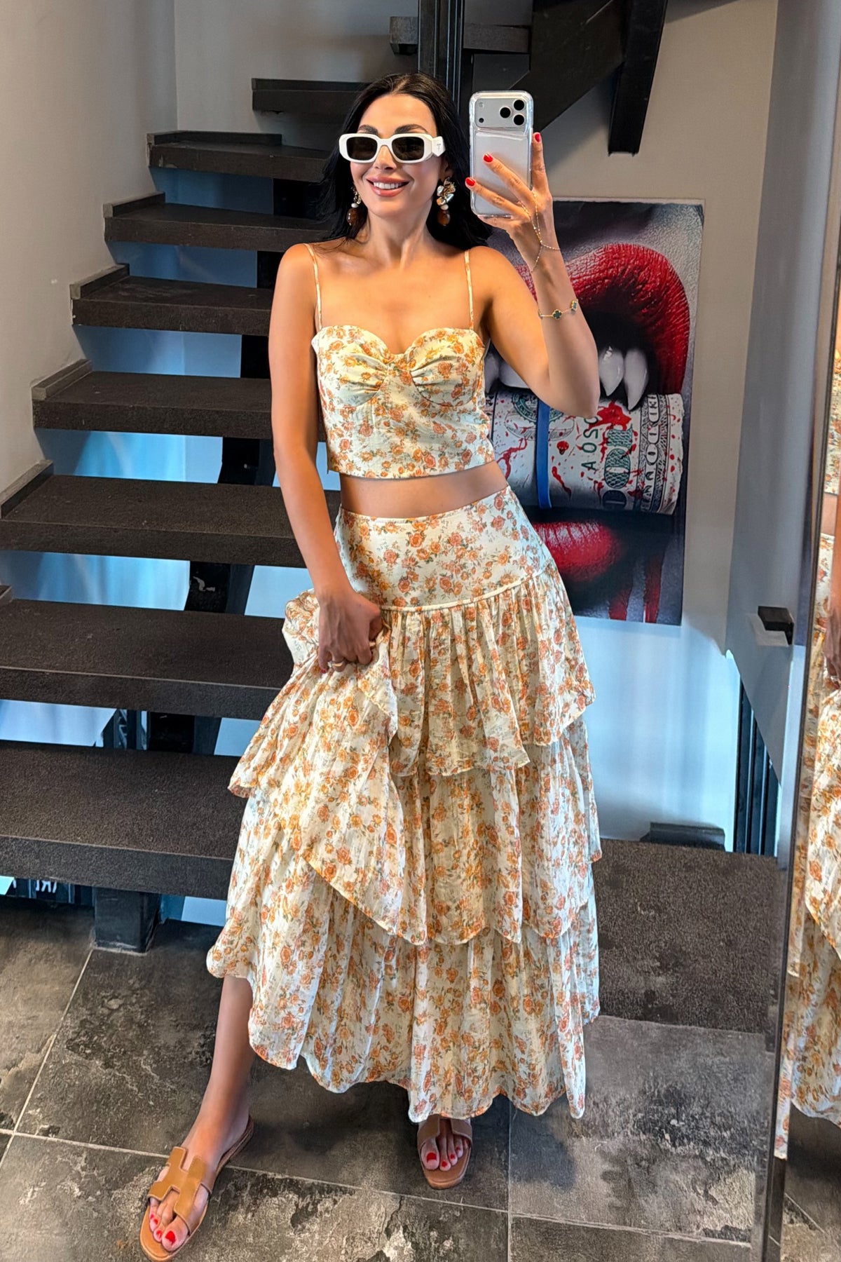 Rosalie Çiçek Desenli İkili Takım - Crop Bluz ve Kat Kat Etek SY-3740-Bej