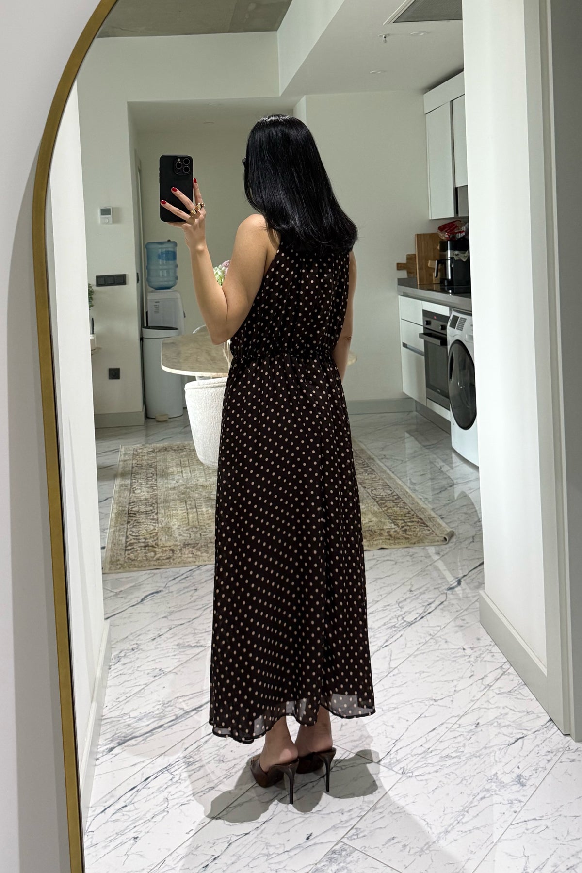 Kahverengi Halter Yaka Puantiyeli Elbise SY-3665-Kahverengi