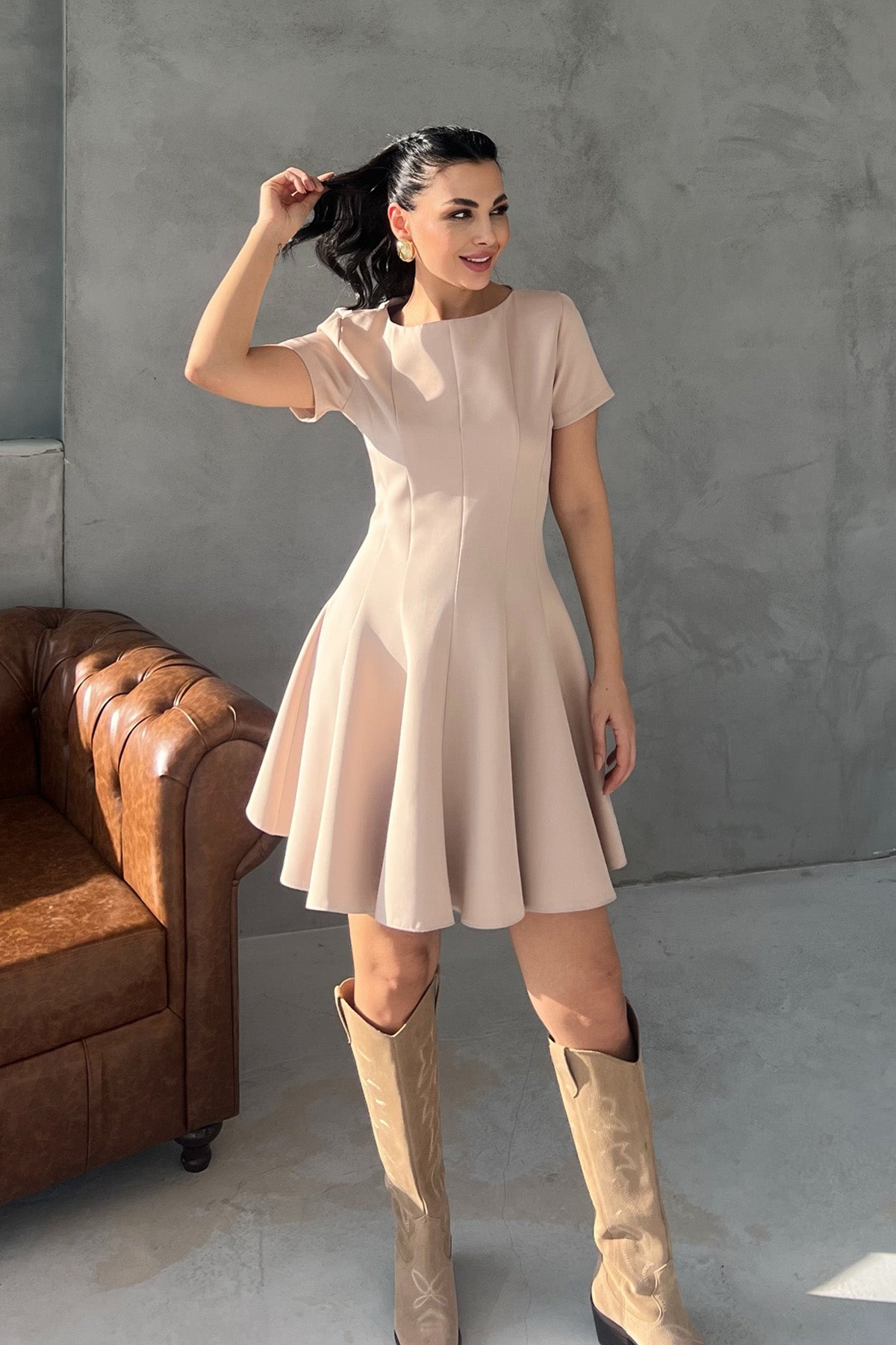 Bej Coco Volanlı Kısa Elbise SY-2921-Bej