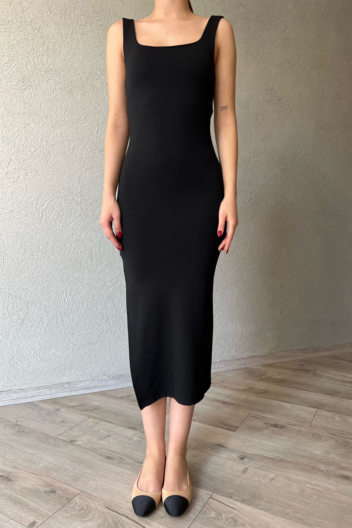 Siyah Kare Yaka Midi Elbise SY-1646-Siyah