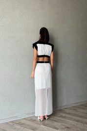 Beyaz Puantiyeli Vatkalı Pencere Detaylı Elbise SY-1869-Beyaz