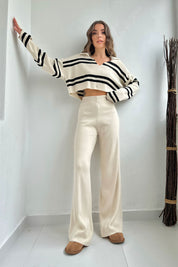 Bej Çizgili V Yaka Kazak ve Bol Paça Pantolon Takım SY-0095-Bej