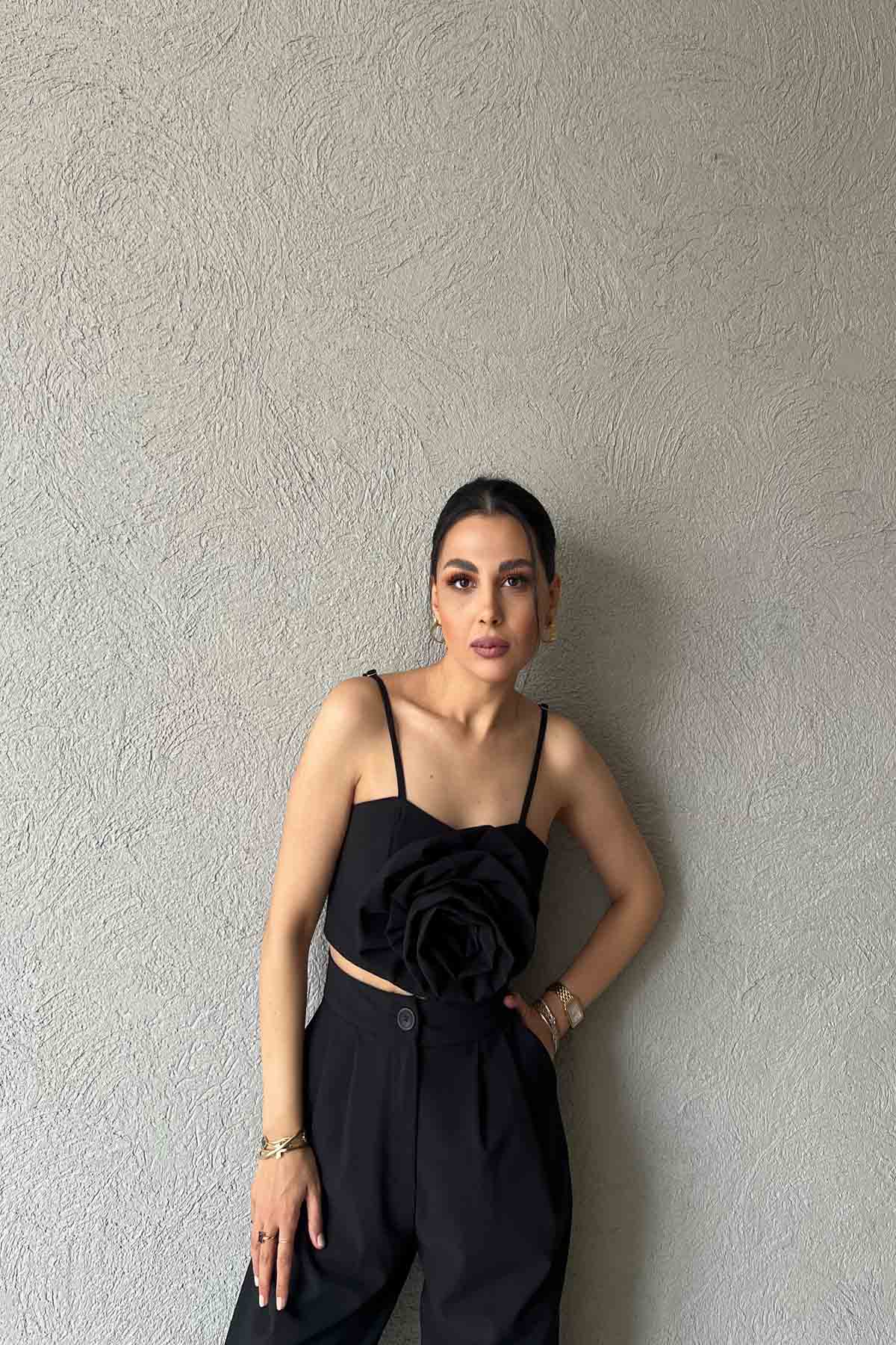 Siyah Gül Detaylı Askılı Büstiyer SY-2027-Siyah