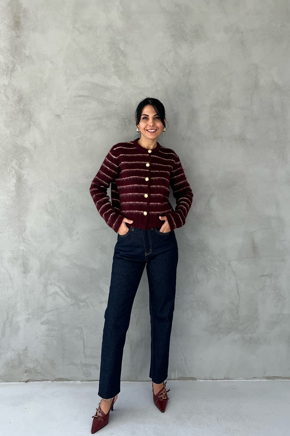 Lacivert Boy Fit Dikiş Detaylı Kesik Paça Jean SY-2476-Lacivert