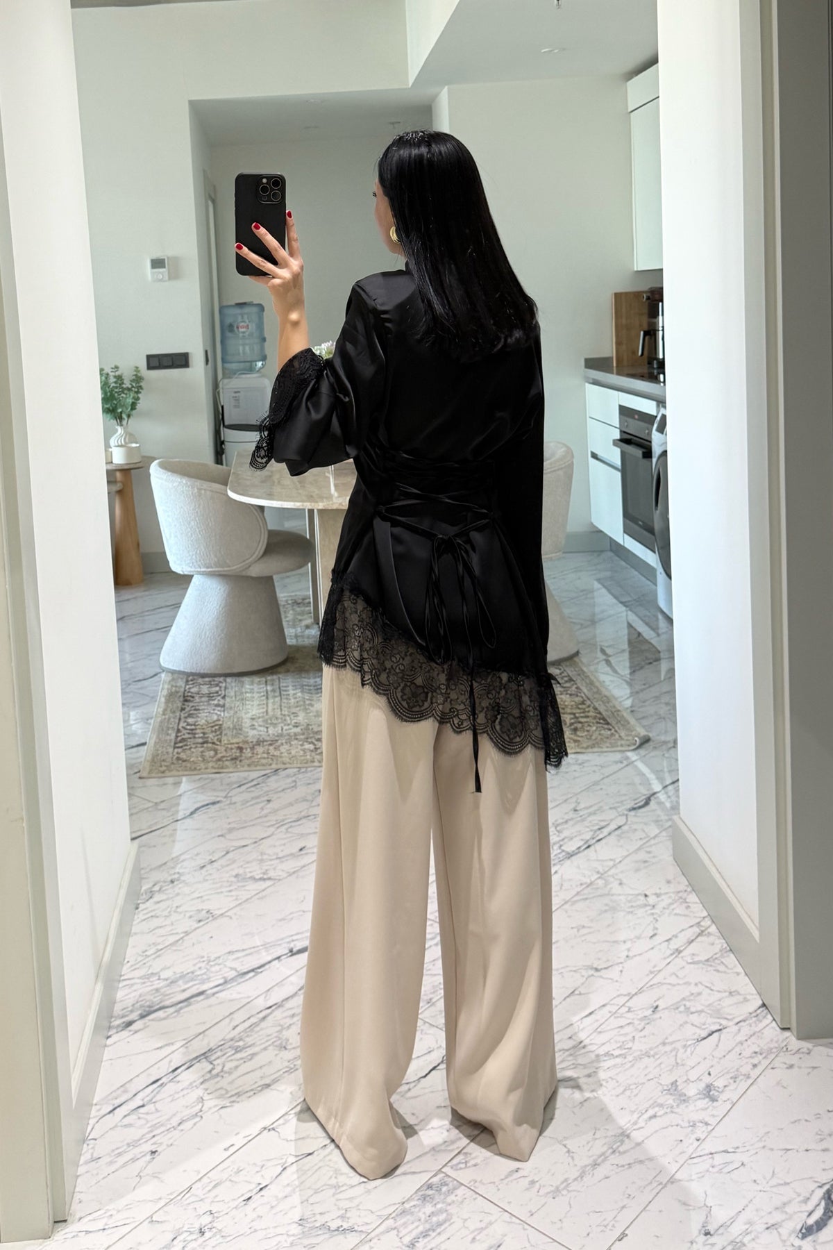 Dantelli Saten Siyah Tasarım Bluz SY-3662-Siyah