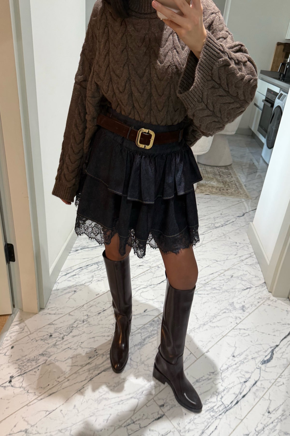 Etek Ucu Dantelli Beli Kemerli Denim Mini Etek SY-3498-Lacivert