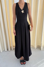 Gold Broşlu V Yaka Siyah Elbise SY-3065-Siyah